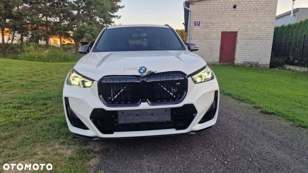 BMW X1 M35i xDrive - 8