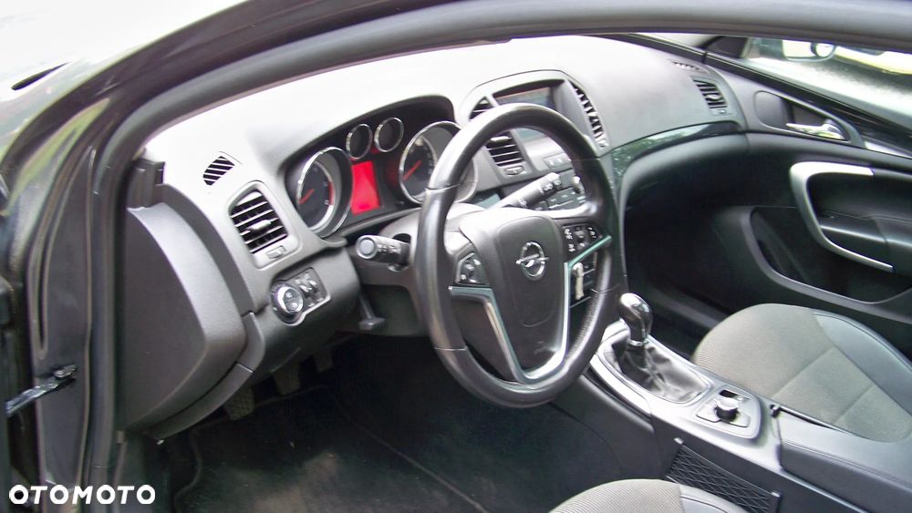 Opel Insignia 2.0 CDTI Cosmo - 9
