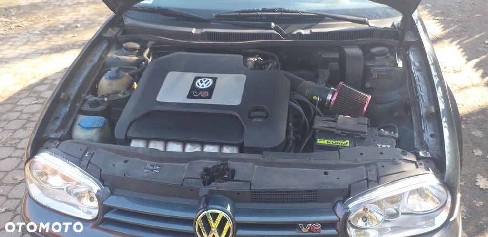 Volkswagen Golf - 4