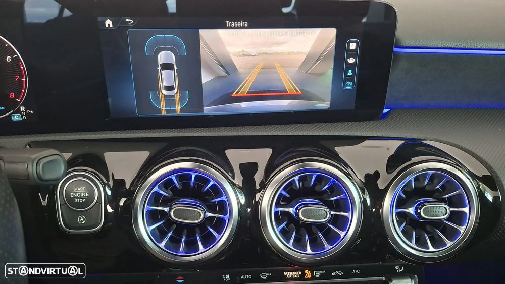 Mercedes-Benz A 200 Limousine AMG Line Aut. - 12