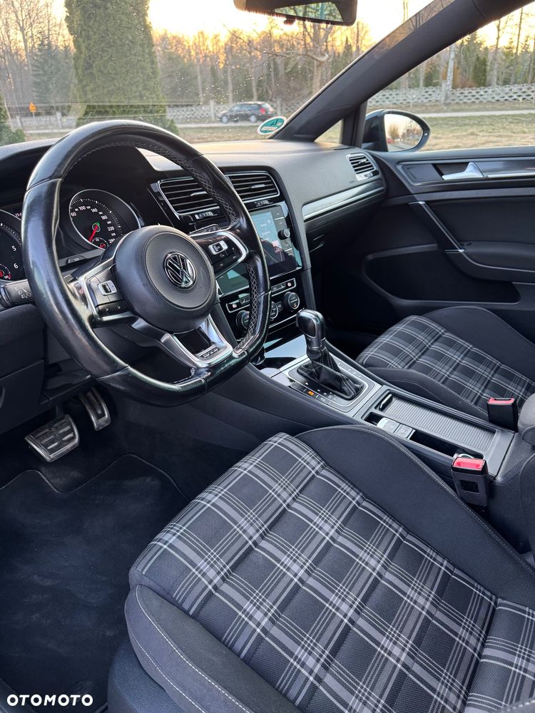 Volkswagen Golf GTD (BlueMotion Technology) DSG - 7