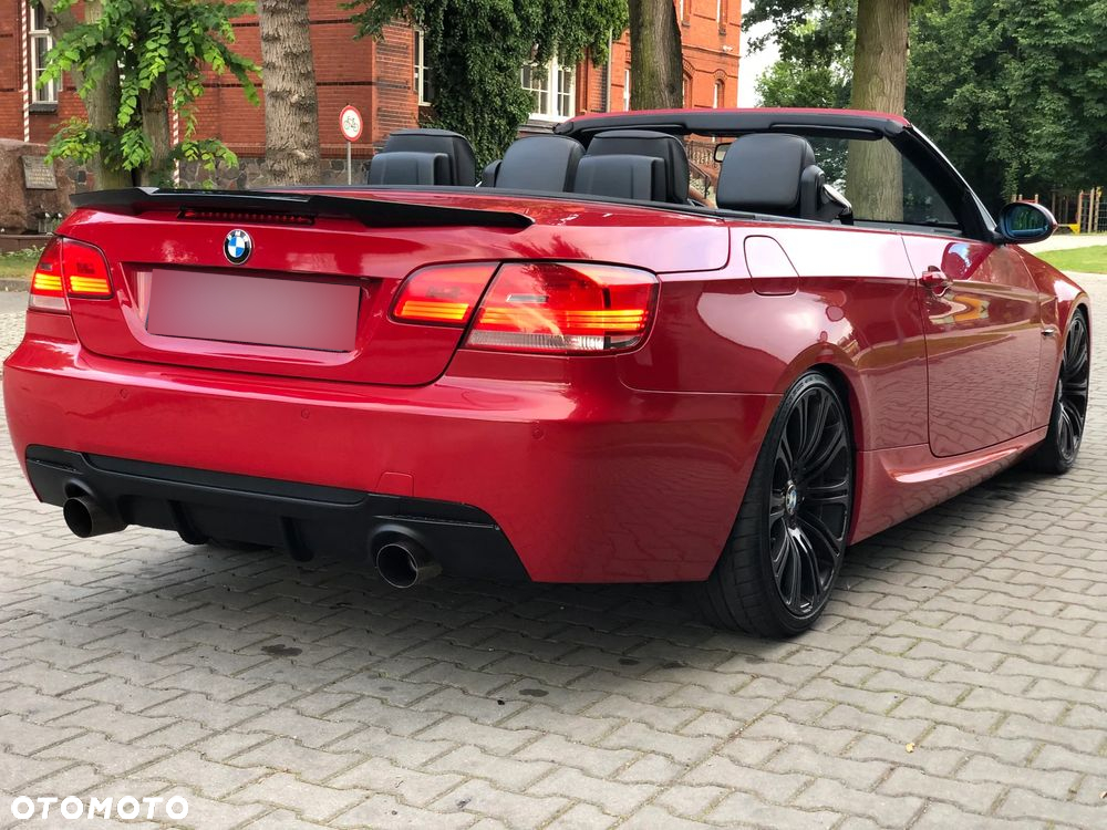 BMW Seria 3 330i Cabrio - 3