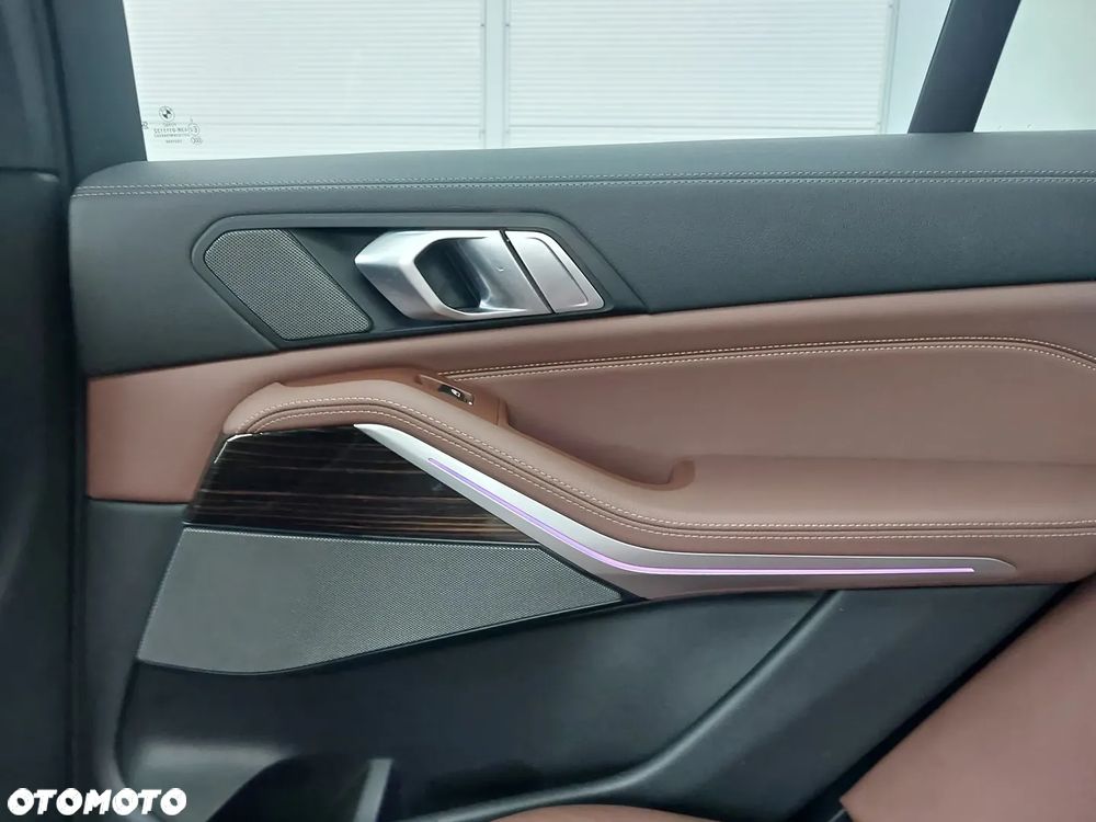 BMW X5 xDrive25d - 26