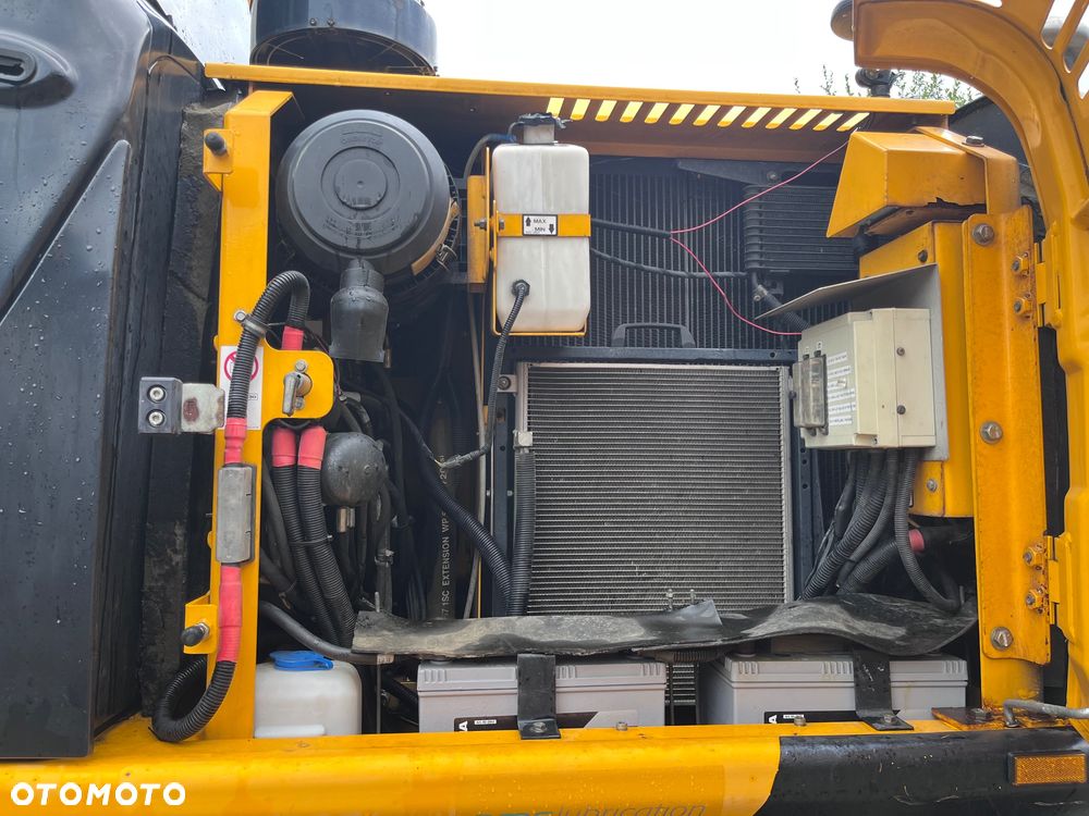 JCB JS145W - 17