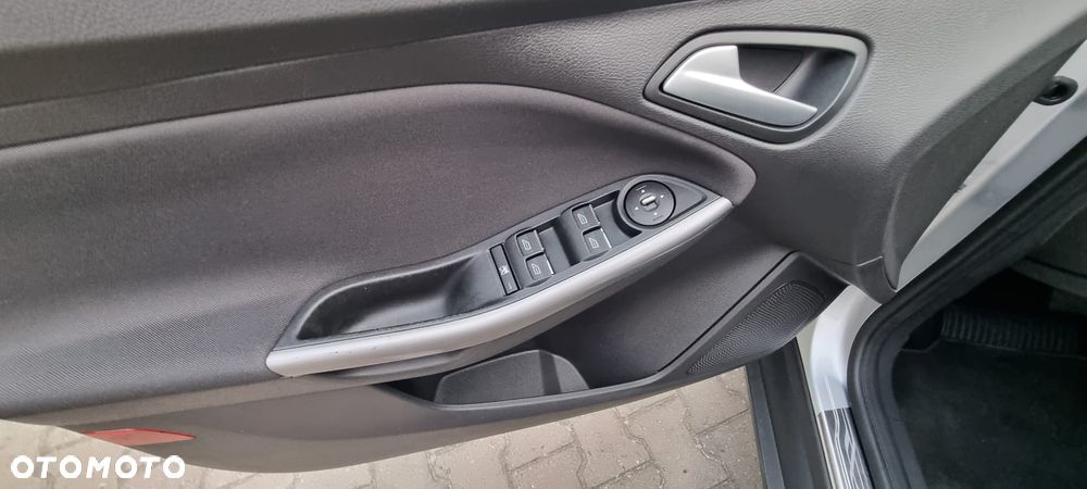 Ford Focus 1.6 TI-VCT Titanium - 12