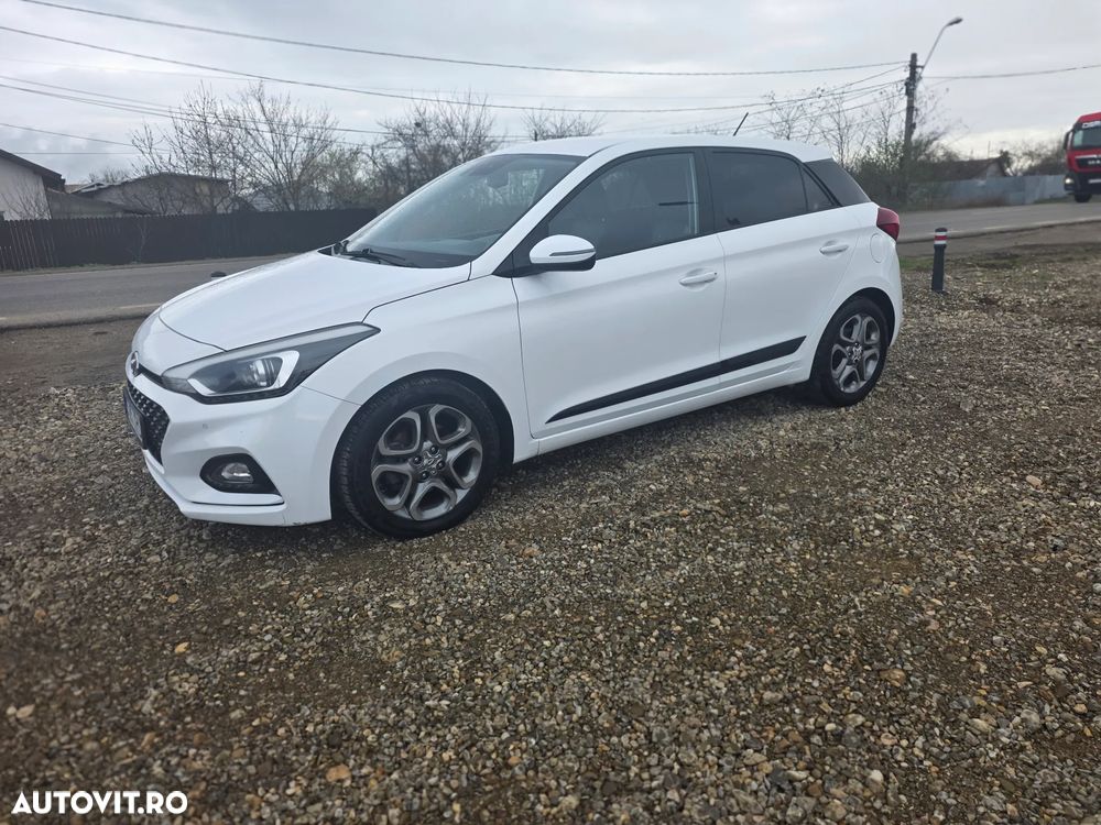 Hyundai i20 - 19