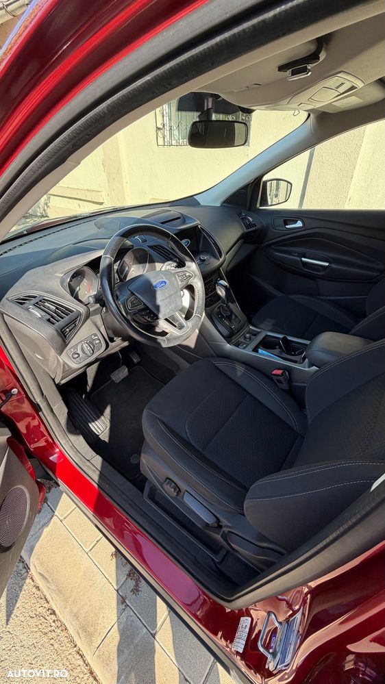 Ford Kuga - 13