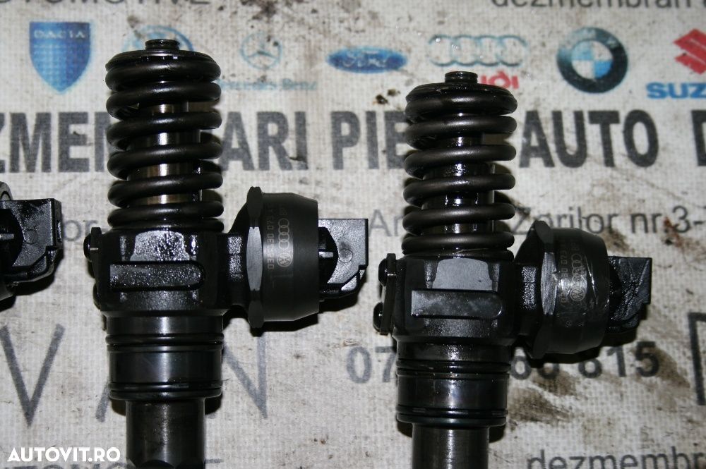 Injectoare Injector Vw Seat Skoda 2.0 Tdi Cod Motor BKD Cu O Prindere - 1