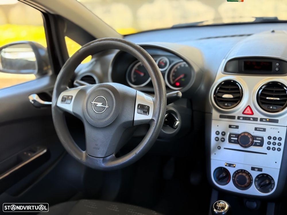 Opel Corsa 1.3 CDTi Cosmo - 17