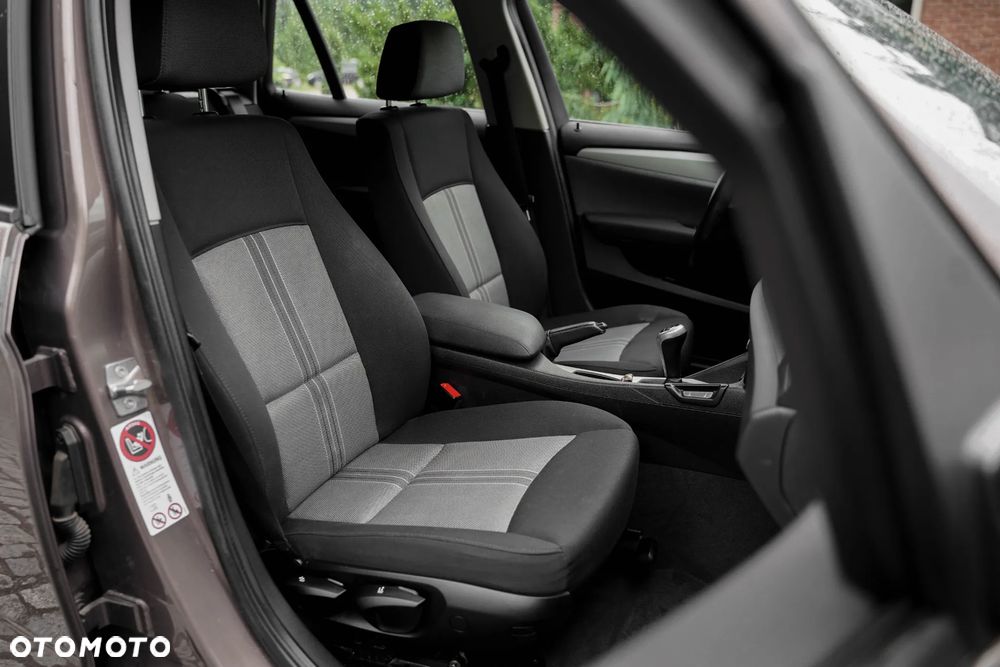 BMW X1 sDrive18i - 8