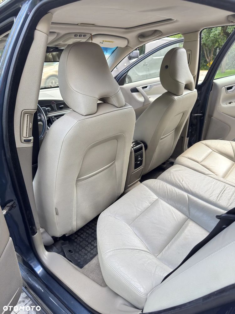 Volvo S60 2.5T Rubin - 11