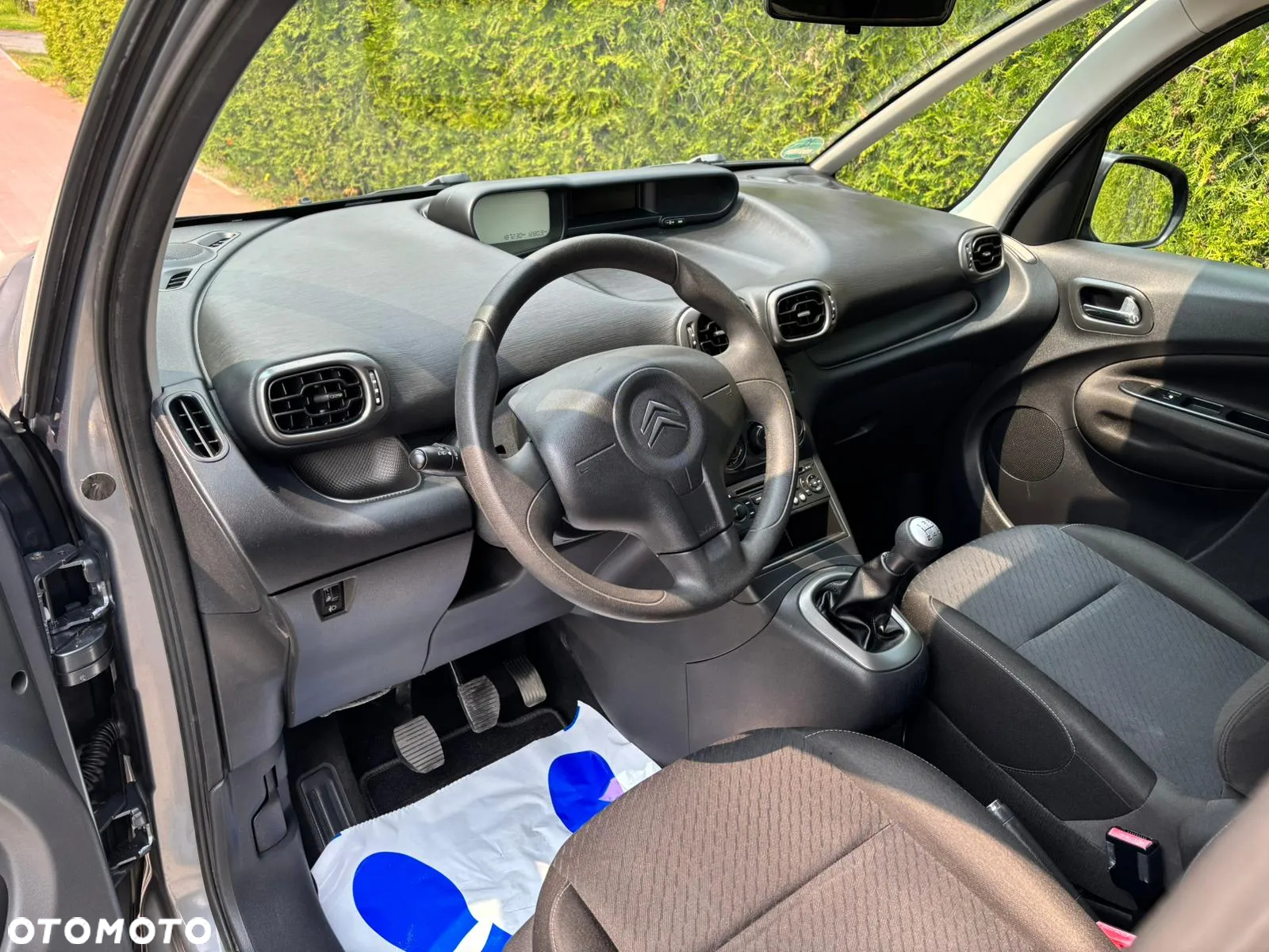 Citroën C3 Picasso 1.4i Attraction - 9