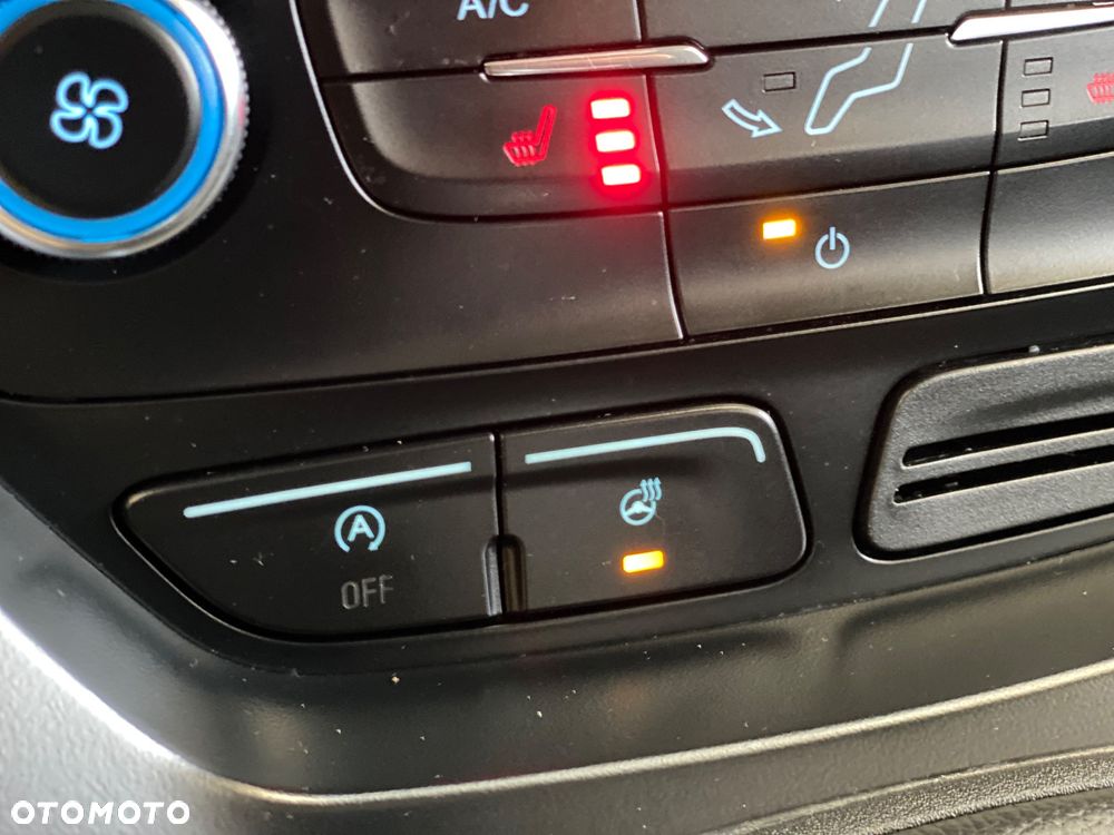 Ford Kuga 2.0 TDCi AWD Trend - 32