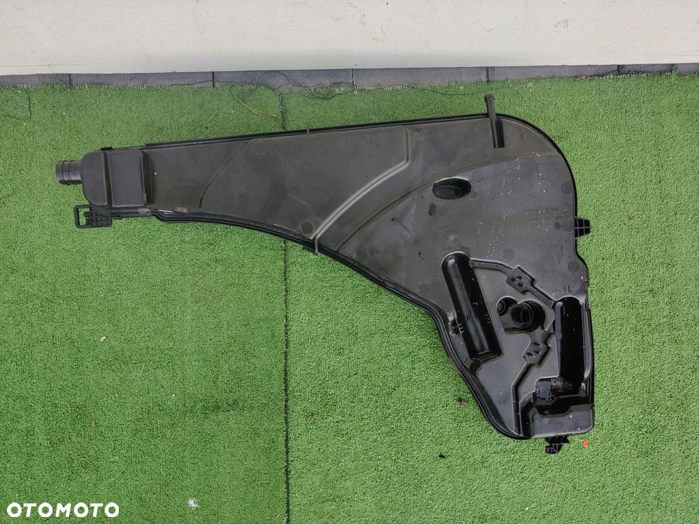 Zbiorniczek spryskiwaczy Bmw X3 G01 lift