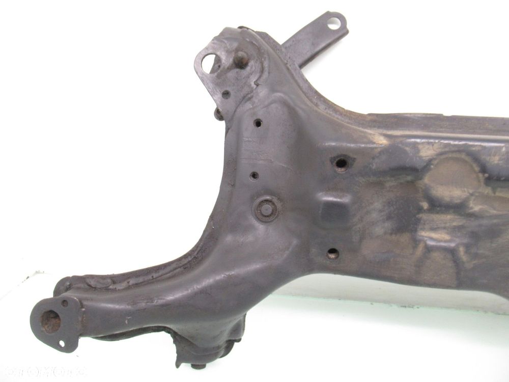 SANKI PRZÓD TOYOTA CARINA E T19 1.6 - 4