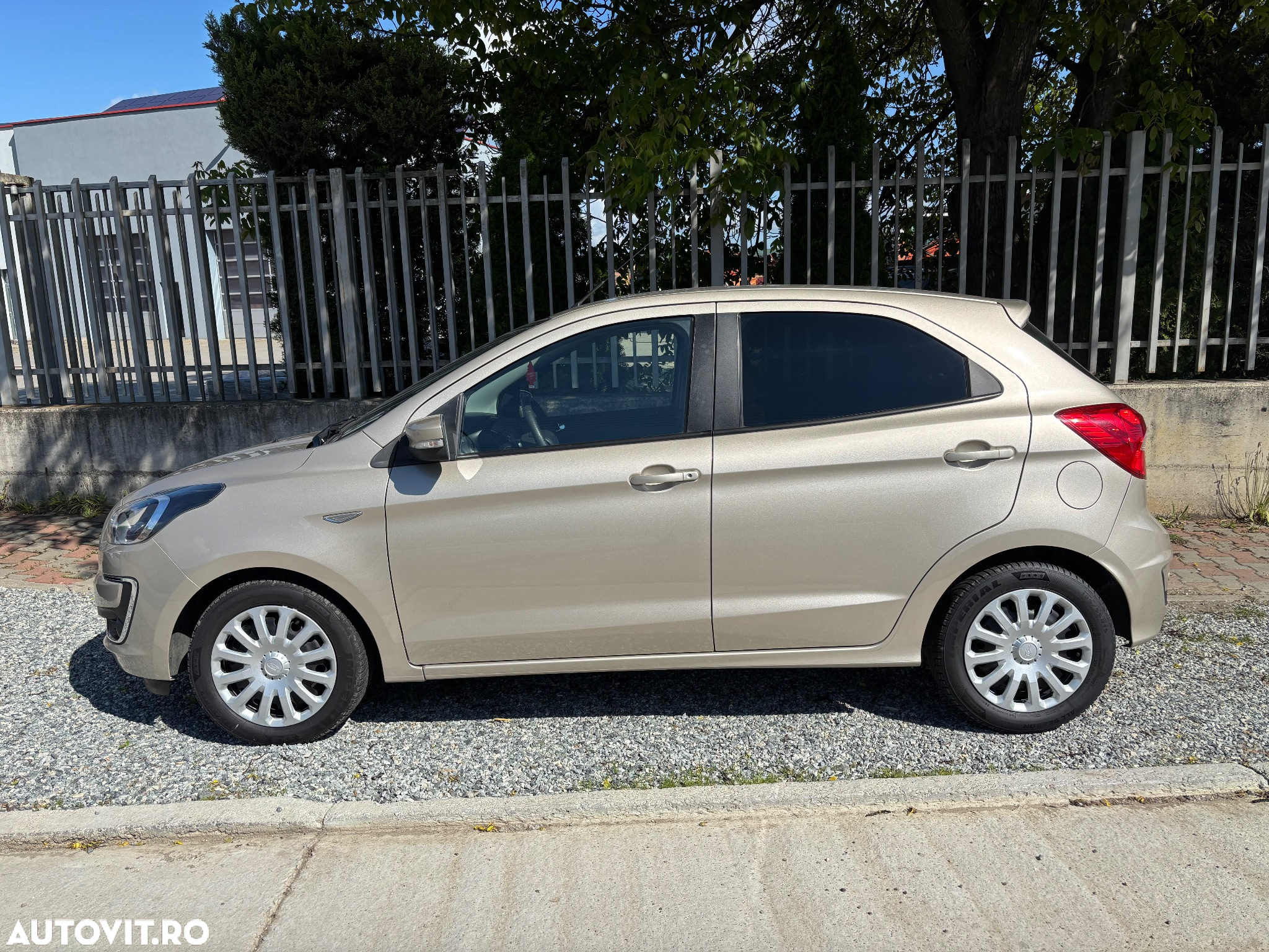 Ford Ka+ 1.2 S&S Cool & Connect - 28