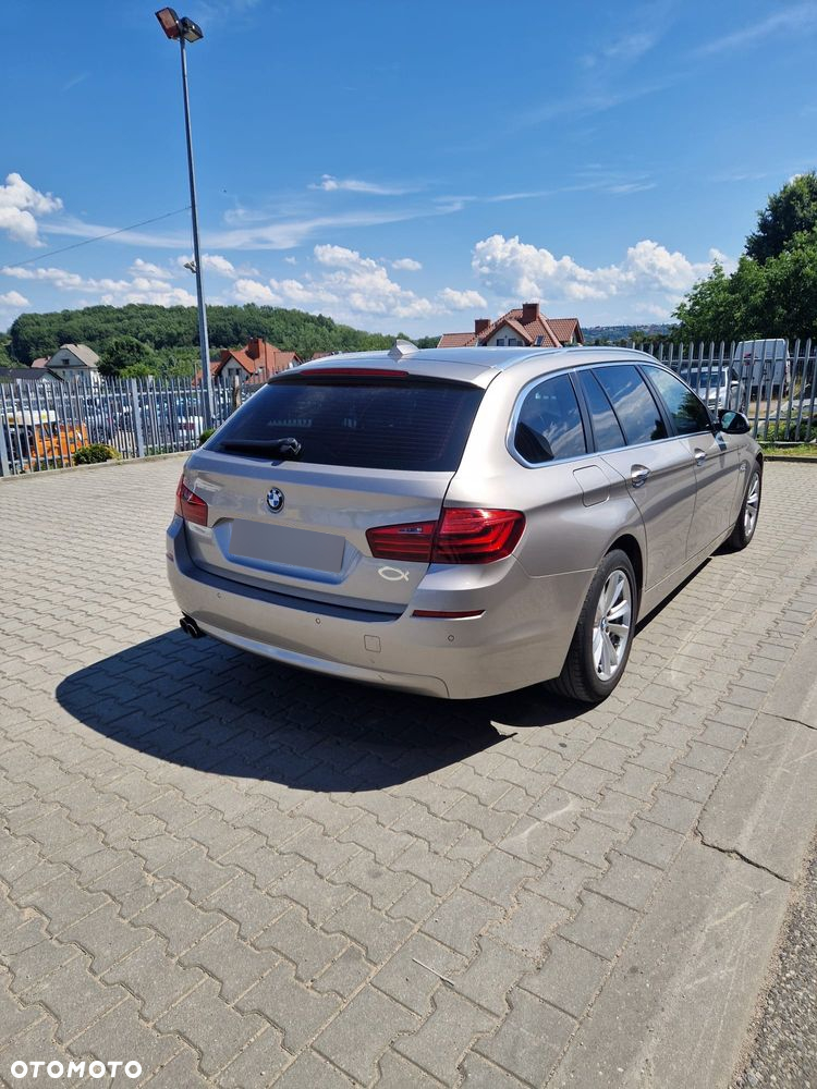 BMW Seria 5 520d Touring - 4