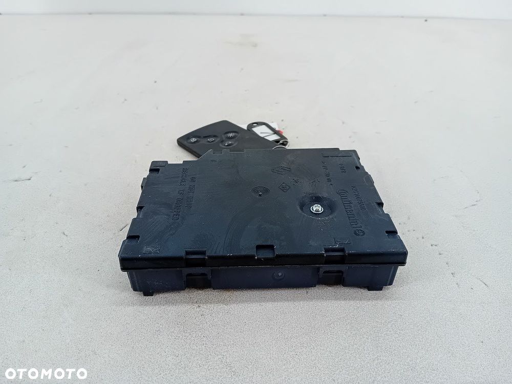CZYTNIK KART RENAULT CAPTUR 285900647R A2C84331700 0.9 TCE - 2