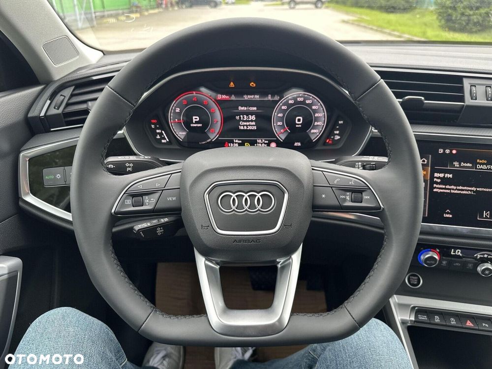 Audi Q3 Sportback - 12