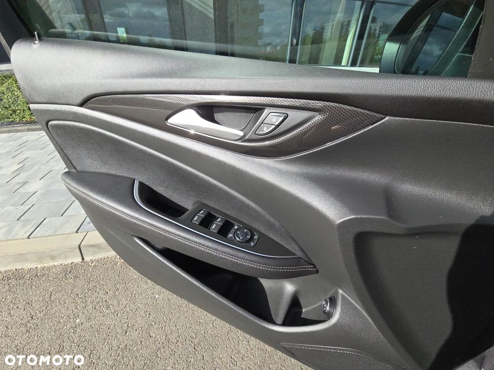 Opel Insignia 2.0 CDTI Business Elegance S&S - 29
