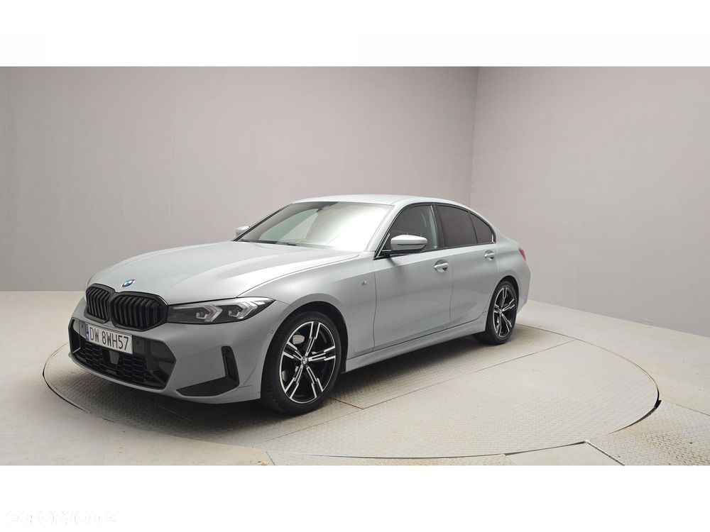 BMW Seria 3 320d xDrive mHEV M Sport - 1