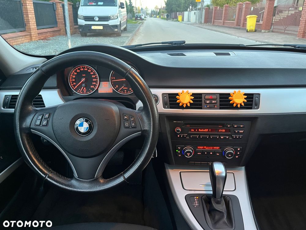 BMW Seria 3 320d DPF - 16