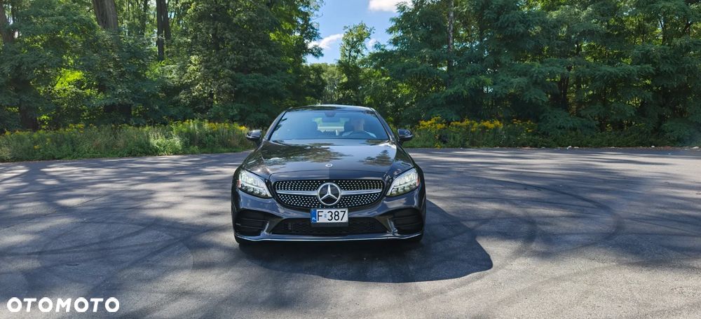 Mercedes-Benz Klasa C 300 4MATIC 9G-TRONIC - 19