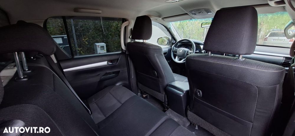 Toyota Hilux - 9