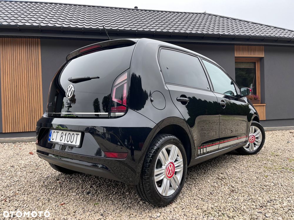 Volkswagen up! 1.0 beats - 9
