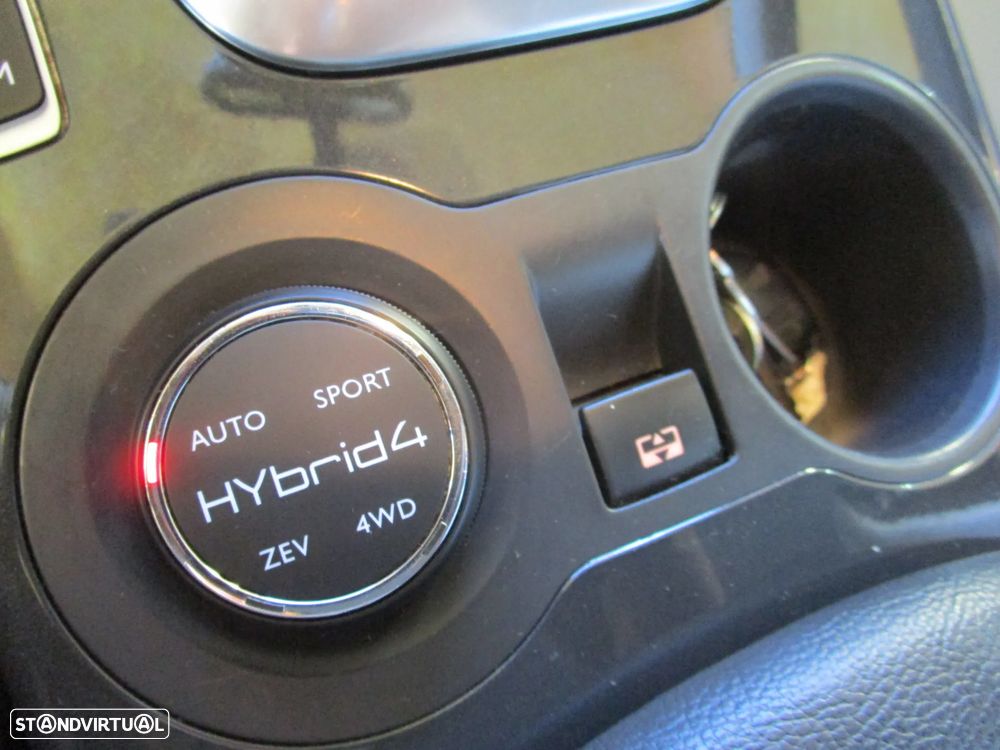 Peugeot 3008 2.0 HDi Hybrid4 Limited Edition - 32