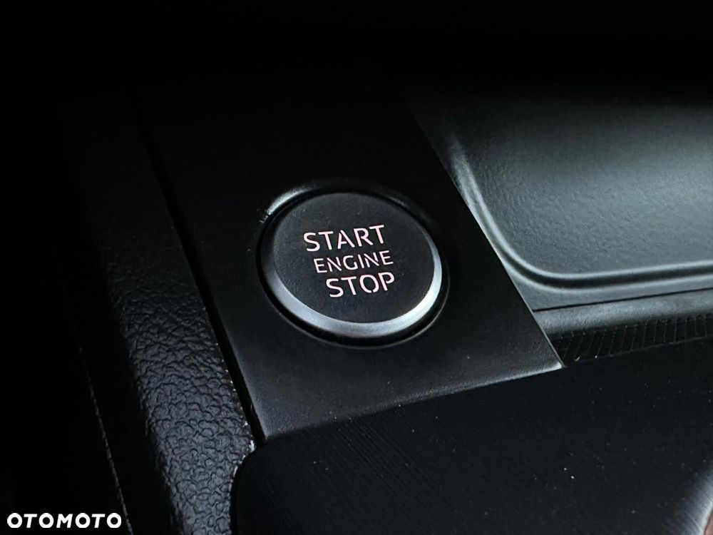 Audi A4 Avant 40 TDI S tronic S line - 19