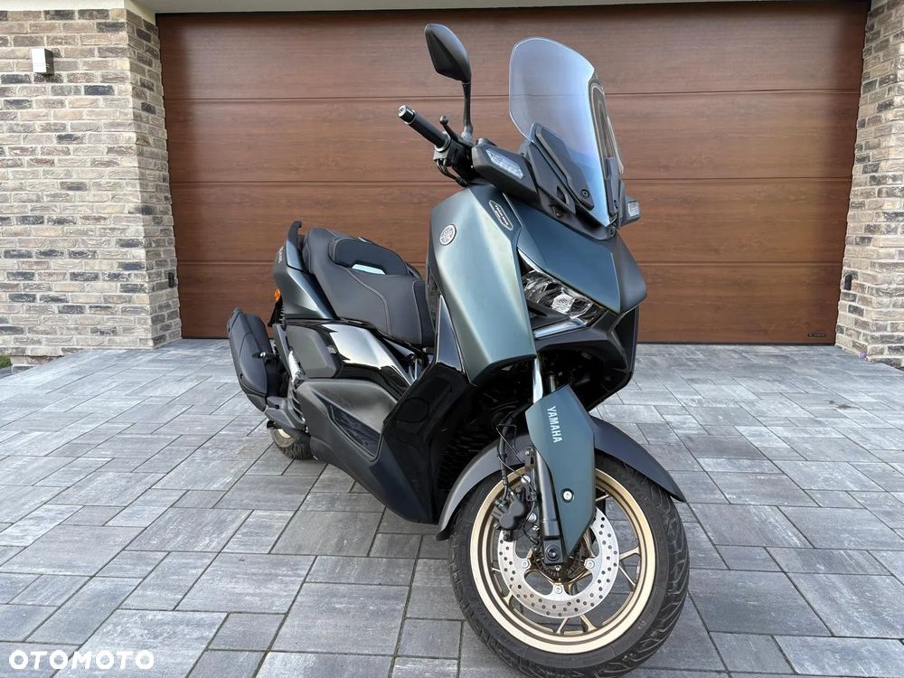 Yamaha X-max - 1
