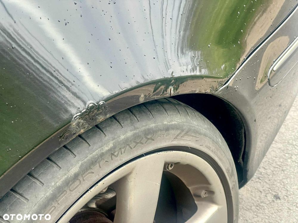 Mercedes-Benz CLK - 6