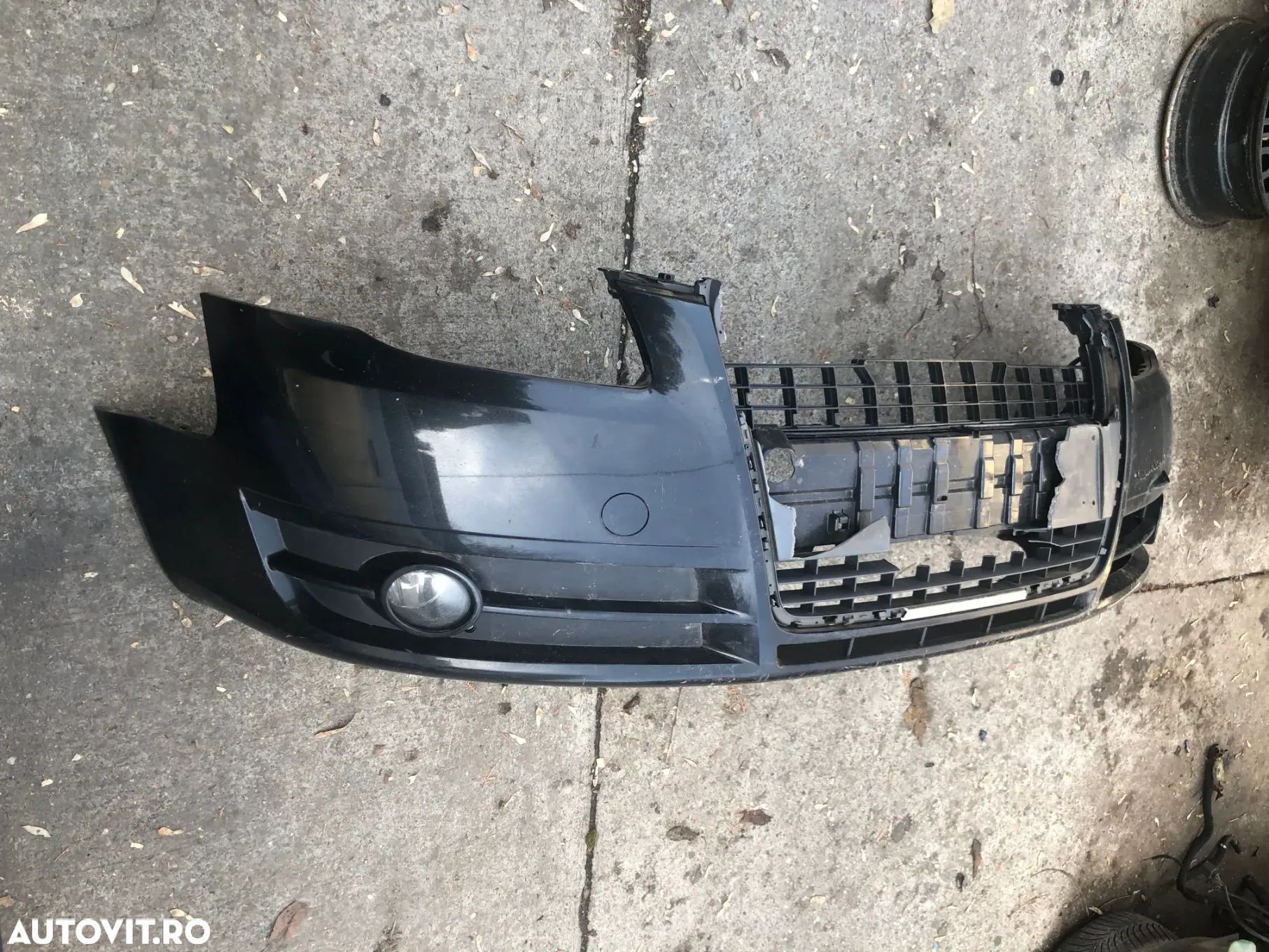 Bara fata Audi A4 B7 negru cu defect 2006 - 1