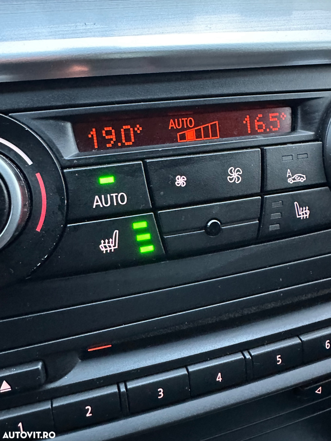 BMW Seria 1 118d Aut. - 31