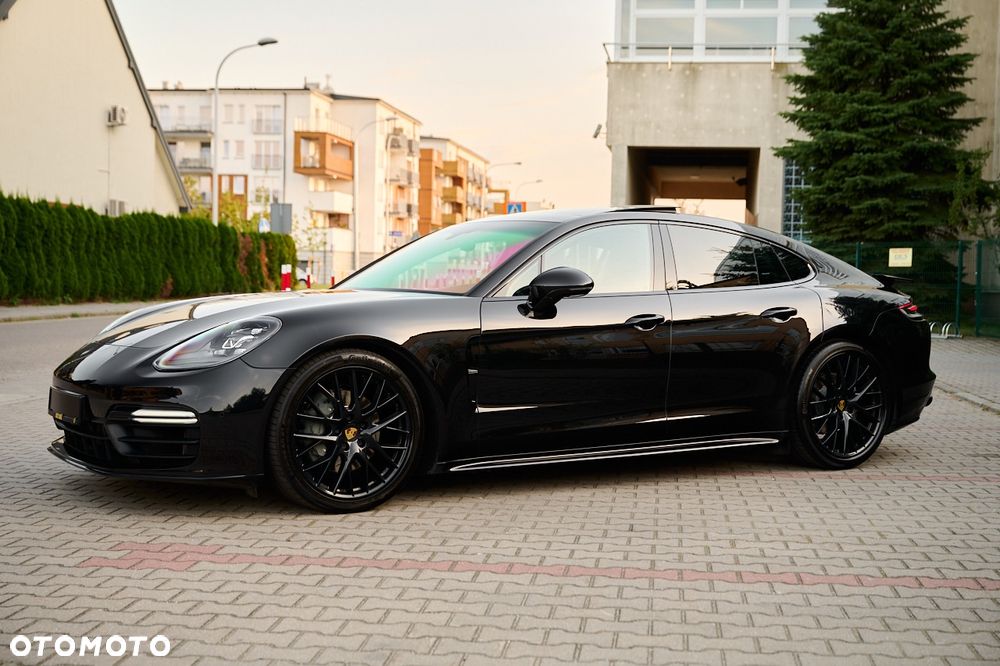 Porsche Panamera 4S - 7