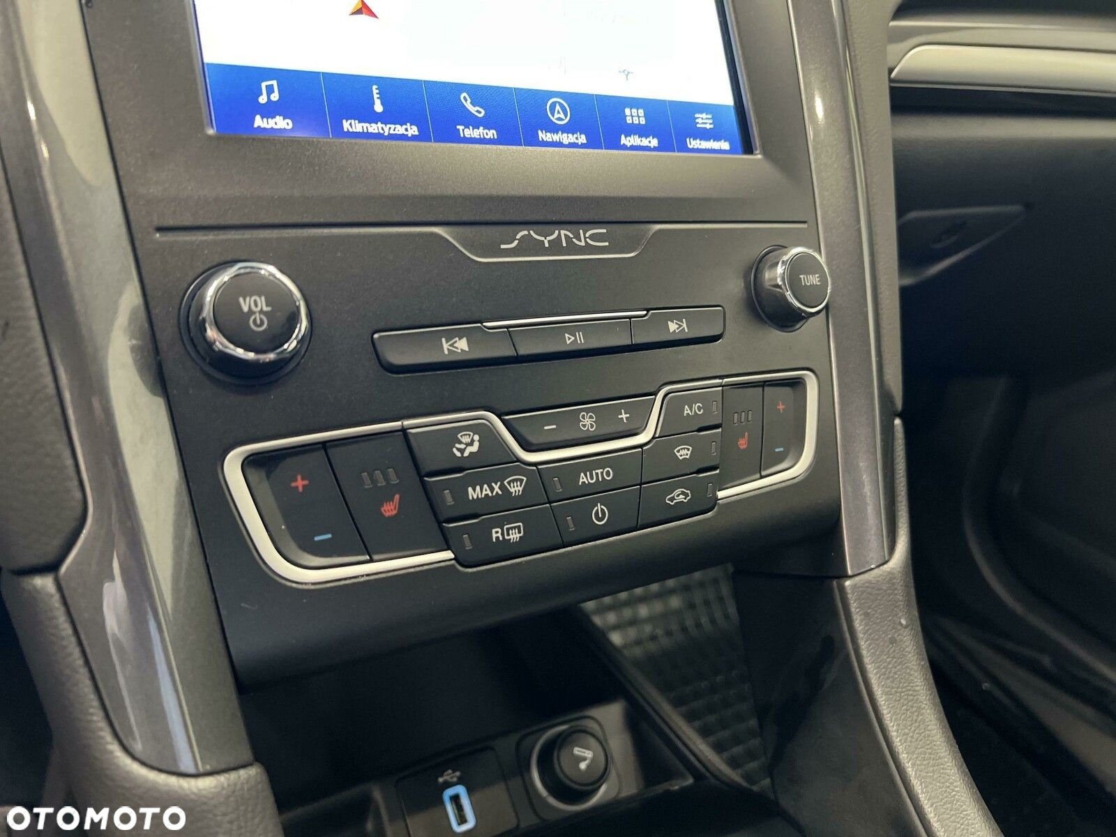 Ford Mondeo - 18