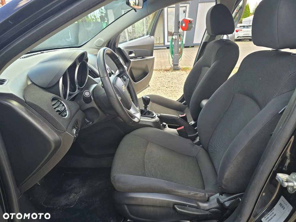 Chevrolet Cruze 1.6 - 14