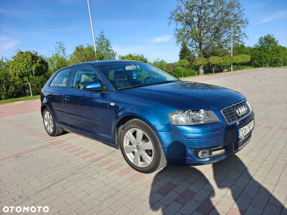 Audi A3 3-drzwiowe 2.0 FSI Ambiente Tiptronic - 7