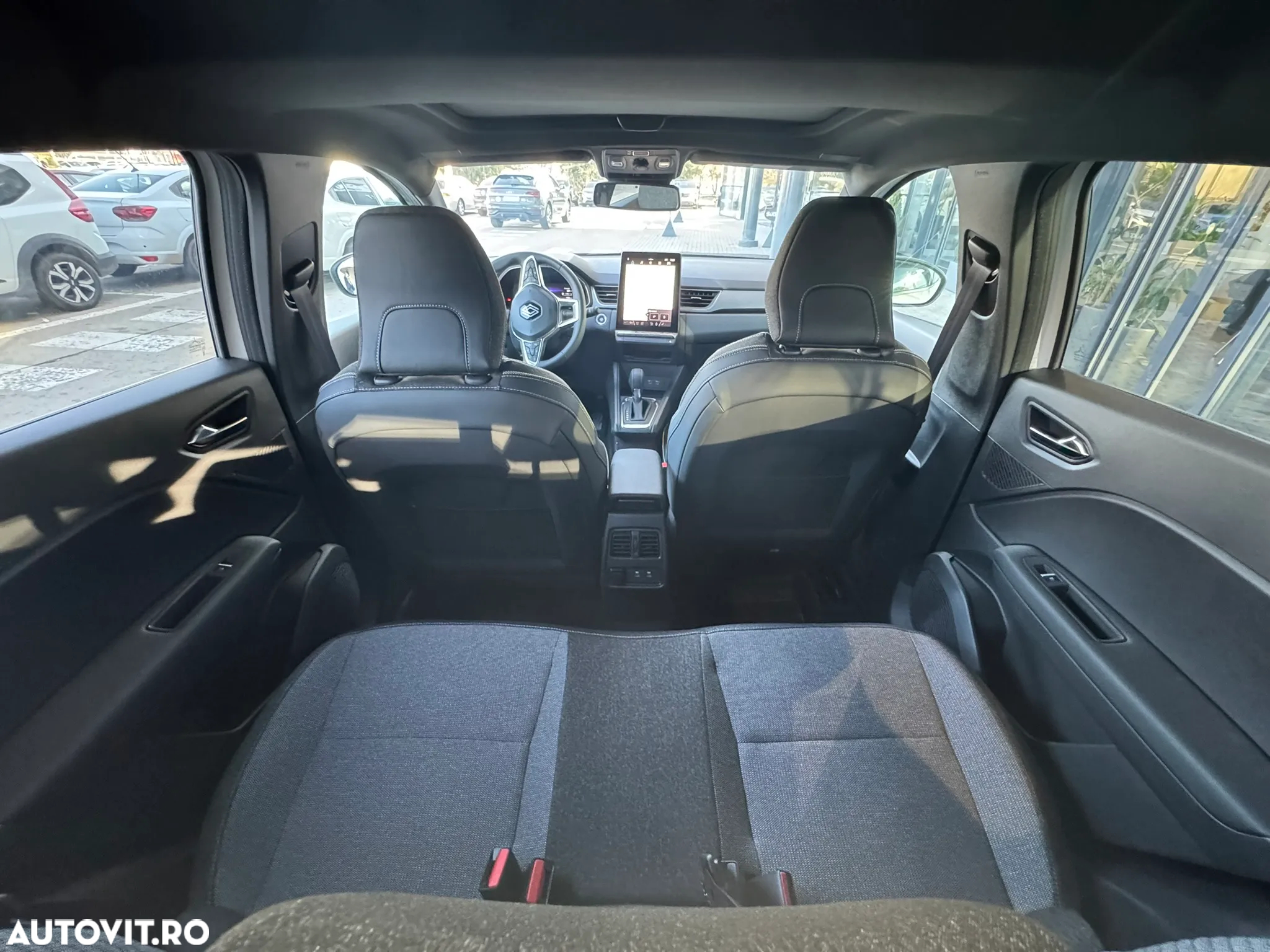 Renault Captur E-TECH Full Hybrid 145 Techno - 4