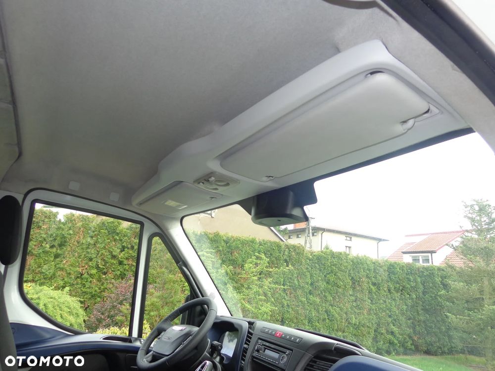 Iveco DAILY 35S16 L4H2 - 9