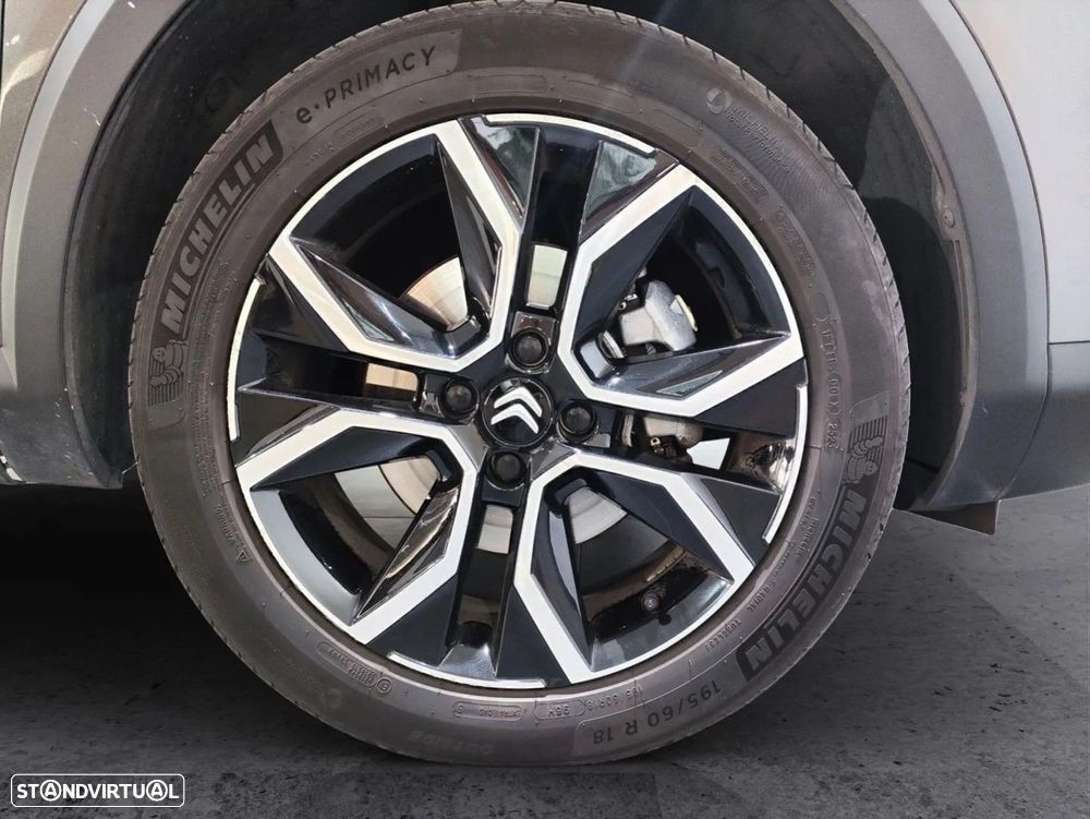 Citroën e-C4 50 kWh Shine - 15