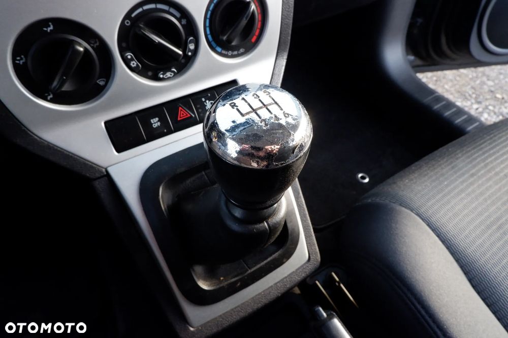 Dodge Caliber 2.0 CRD SXT - 23