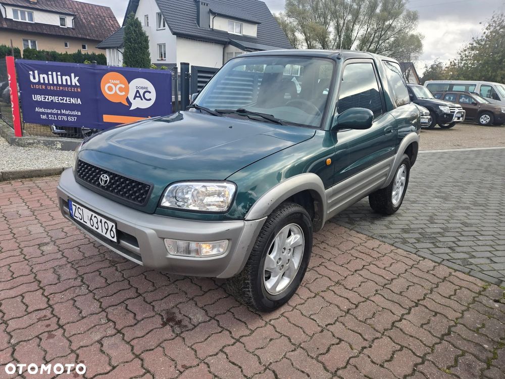 Toyota RAV4 2.0 - 5