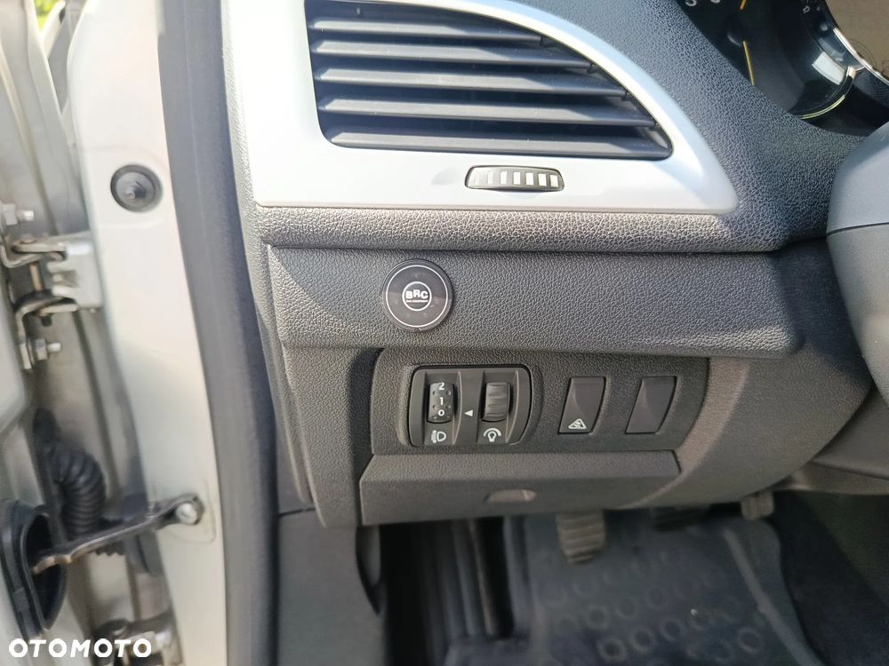 Renault Megane - 19