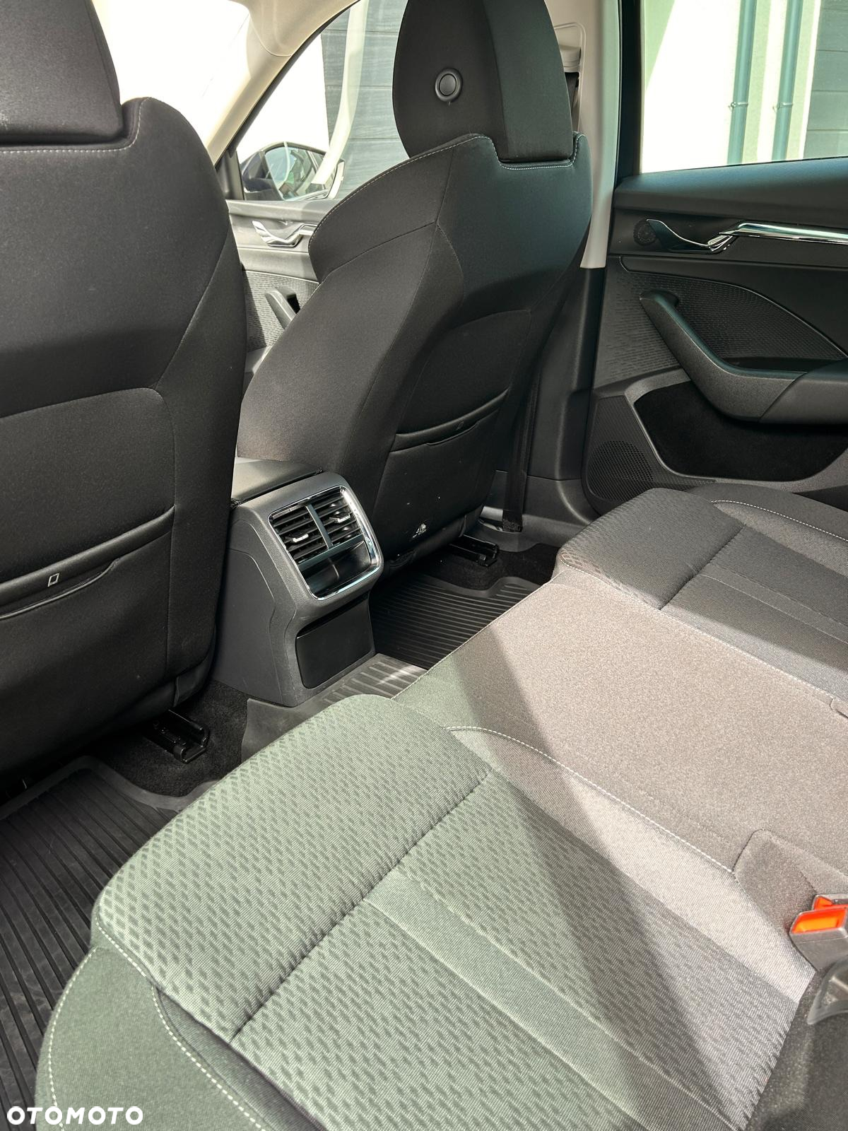 Skoda Octavia 2.0 TDI Style - 3