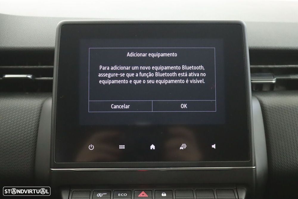 Renault Clio 1.0 TCe Limited Bi-Fuel - 24