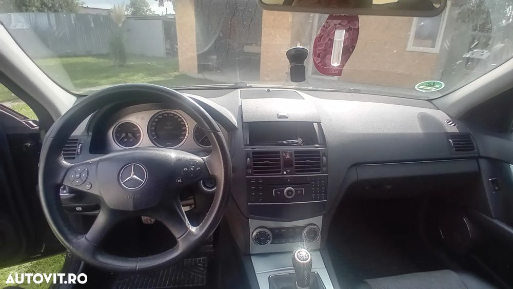 Mercedes-Benz C ver-200-t-cdi-dpf-avantgarde - 6