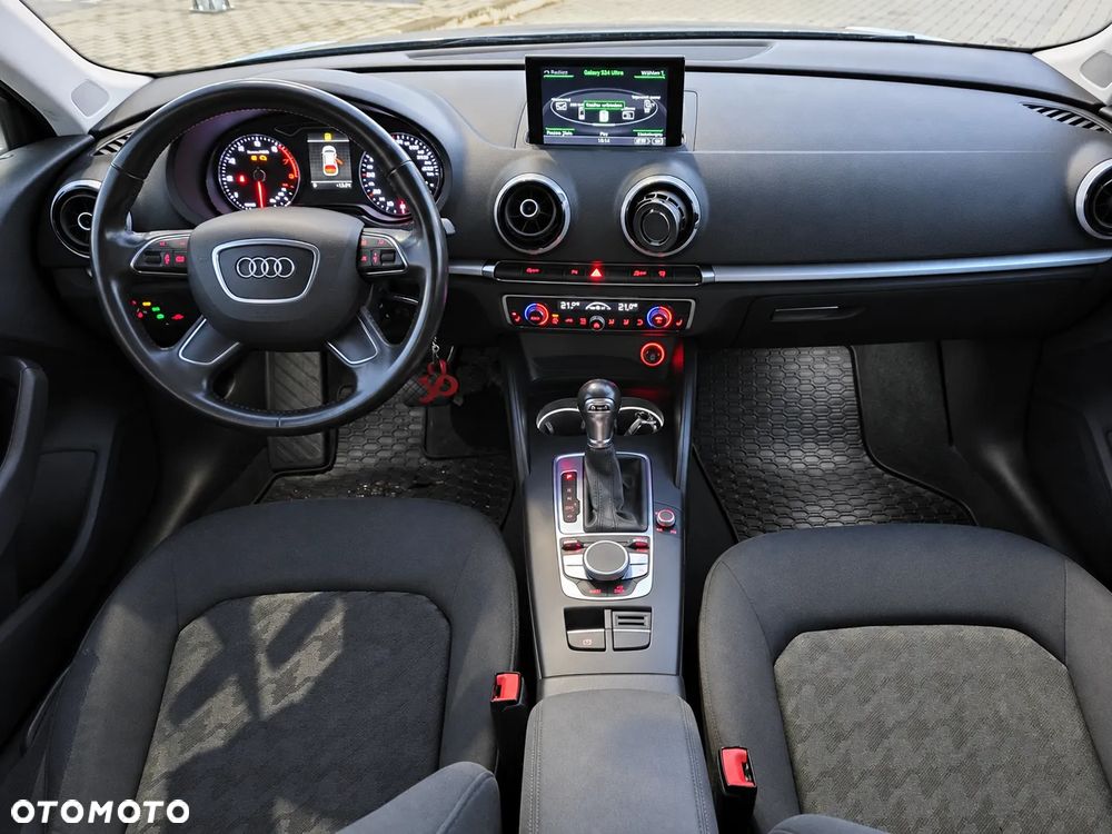 Audi A3 Sportback - 10