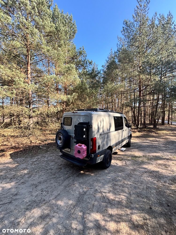 Mercedes-Benz Sprinter 4x4 - 6